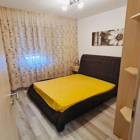 Bacovia Cazare Coresi Apartment บราชอฟ ภายนอก รูปภาพ